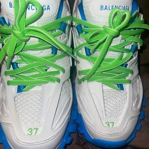 Balenciaga Sneakers!!!